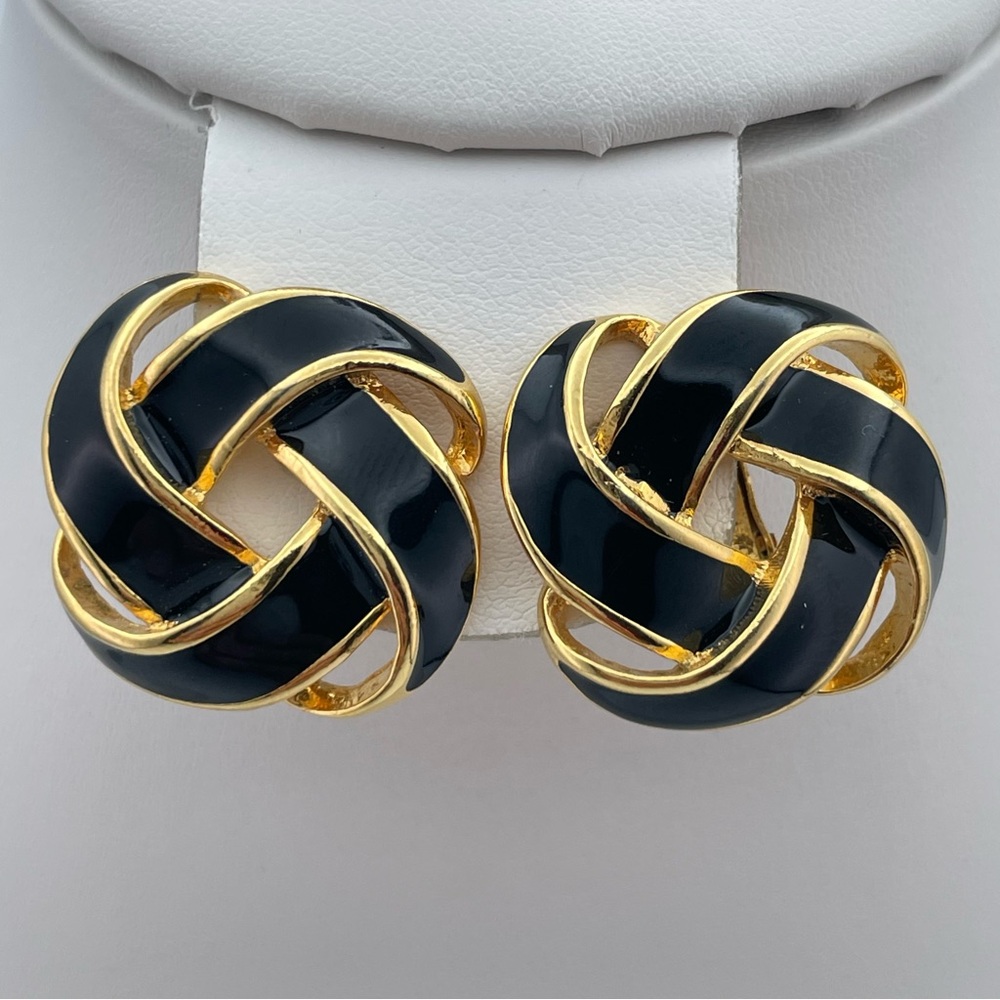 Stunning Napier Black Enamel Gold Tone Knot Clip Earrings Vintage Statement